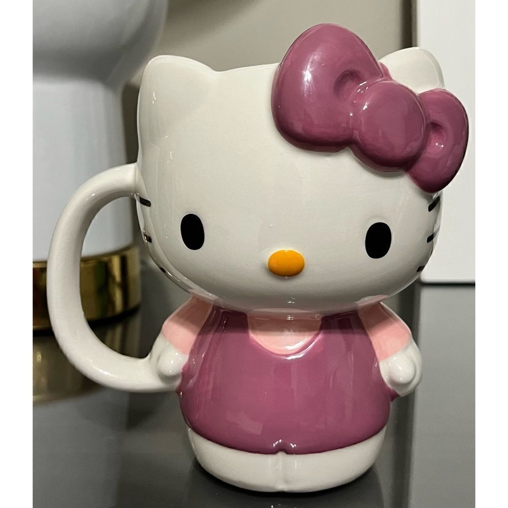 Hello Kitty Sanrio 3D Sculpted Ceramic Mug‎